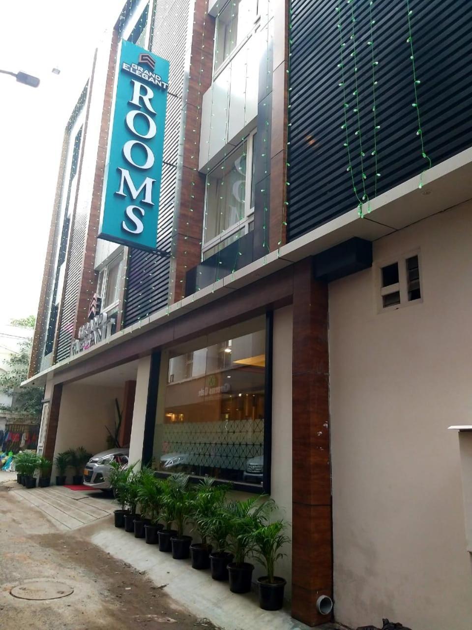 Hotel Grand Elegant Madrás Exterior foto